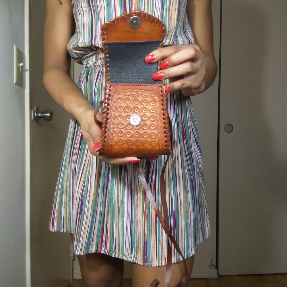 Brown Leather Patterned Pouch/Purse - image 3